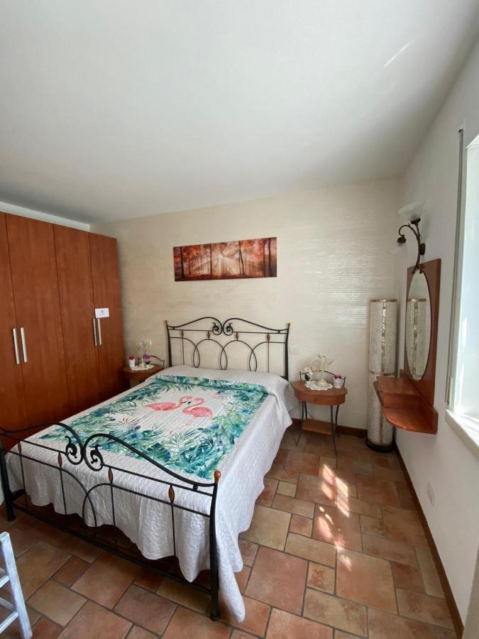La Rondine Apartment เตรนโต ภายนอก รูปภาพ