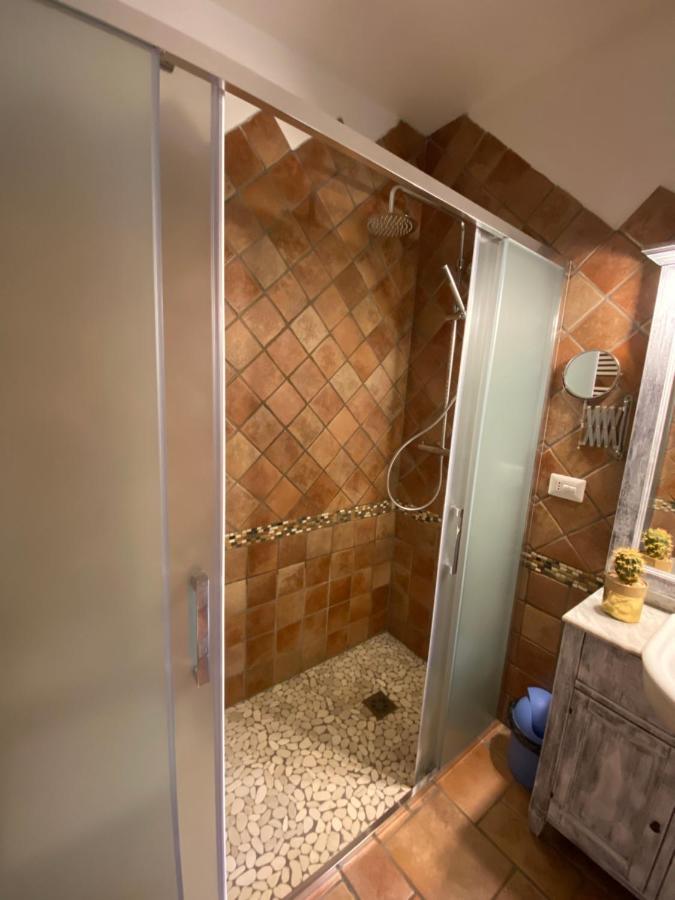 La Rondine Apartment เตรนโต ภายนอก รูปภาพ